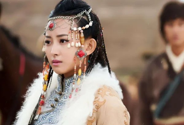 华筝的结局是怎样的,金庸在小说里透露了吗?