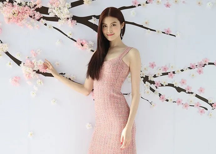 何穗和谁结过婚 何穗感情史揭秘