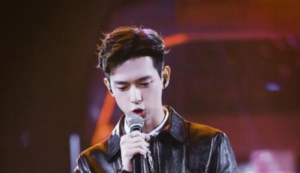 李现跨年首秀在哪个卫视？