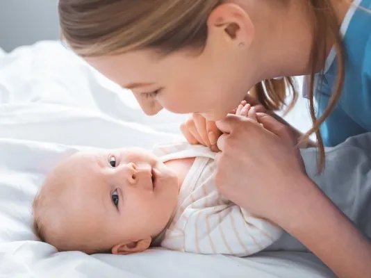 剖腹产宝宝的护理