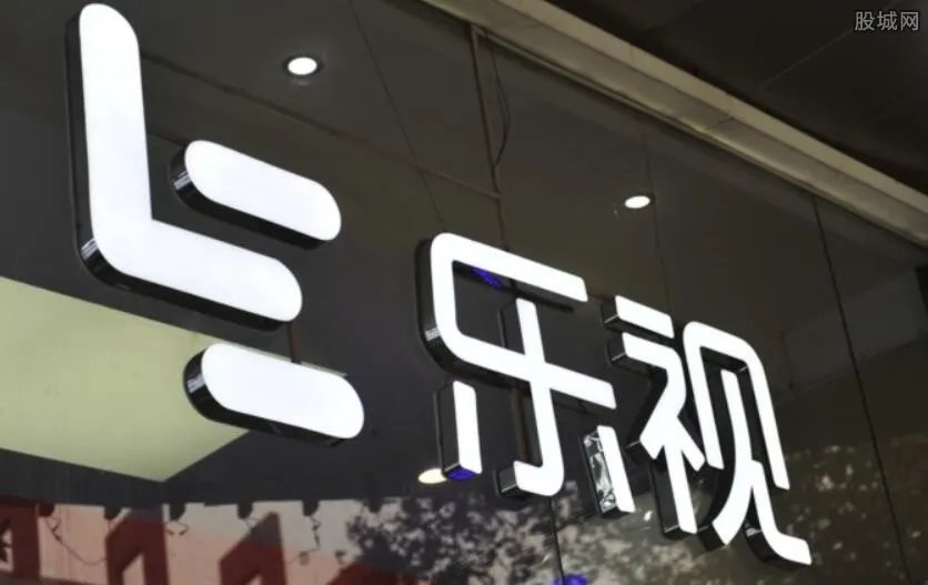 周航深夜回应乐视 盘点易到黑料内容