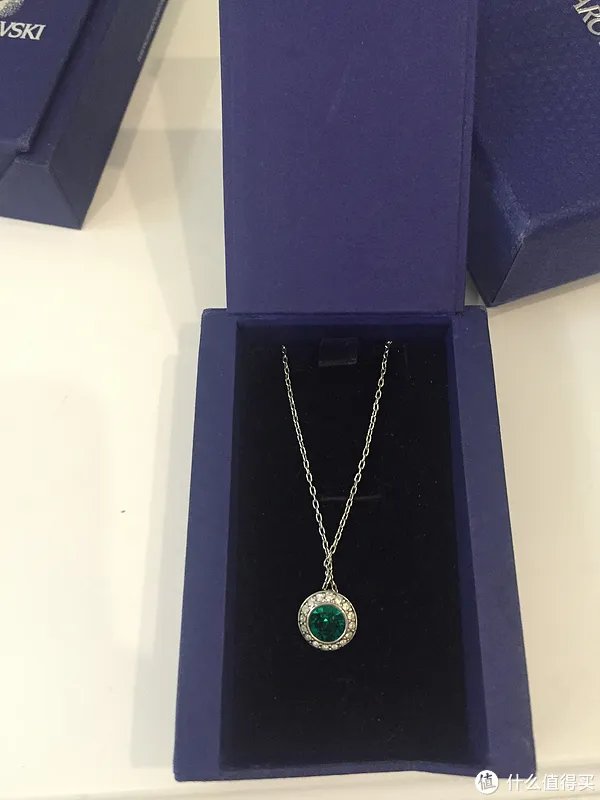 一个短脖女的项链世界——真人兽深度解毒