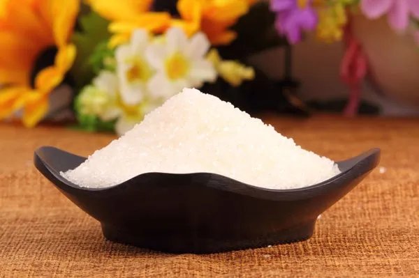 冰糖跟白砂糖有什么区别