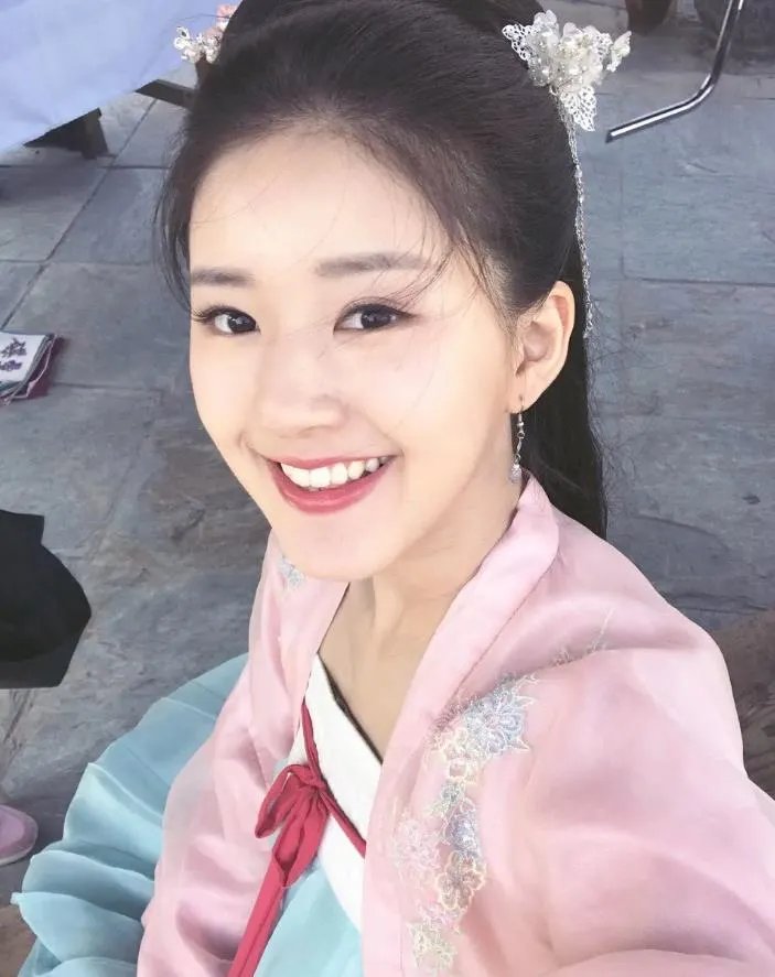 赵露思为什么资源好:看看赵露思真实家境是什么样