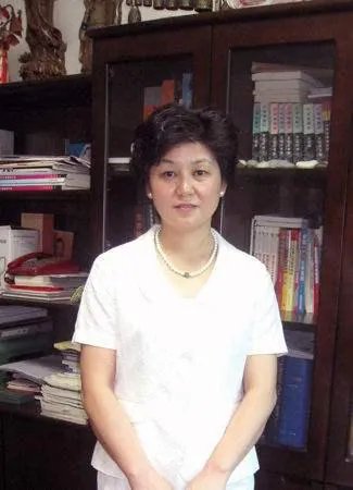 宁铂出家多年为什么又还俗了 宁铂现状最新消息