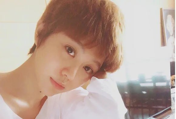 姜妍整容前后照片对比相差大吗?