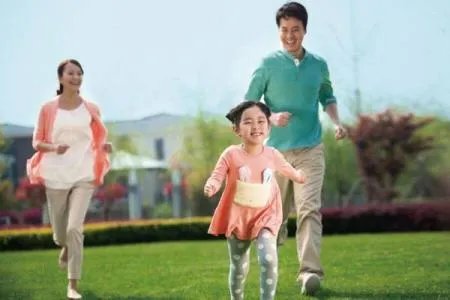 熊孩子转走老妈5万块还赚了几十,这到底是怎么一回事?