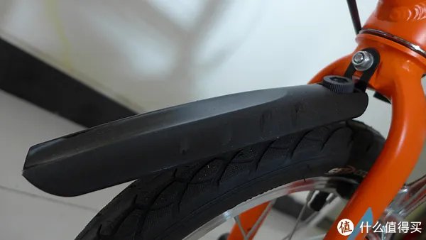 #乐骑天下# 公交通勤爱车：Langtu 狼途 14寸折叠车 开箱&后货架安装