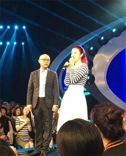 非诚勿扰猫女牵手是哪一期? 揭猫女李美旋资料家庭背景