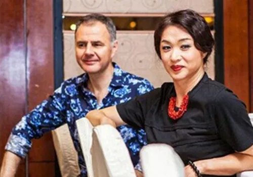 舞蹈家金星的孩子是自己生的吗？ 现任老公是谁揭秘