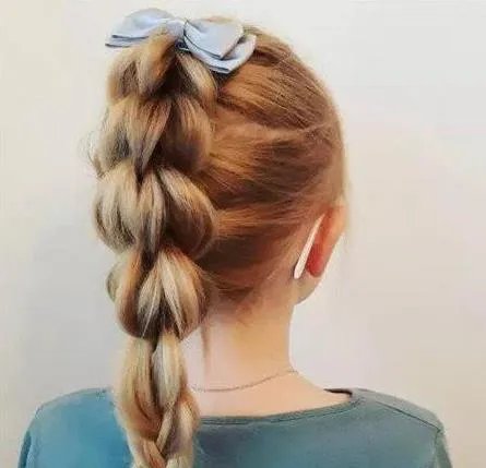 钟丽丽个人资料年龄几岁 民族介绍