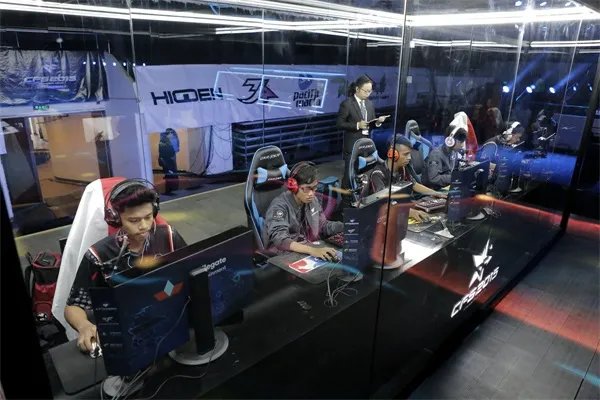 CFS2015世界总决赛开战 首日比赛精彩图集