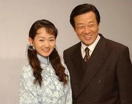 寇世勋张定涵疑似关系复杂 张定涵原是其情人