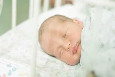 怎么判断婴儿有泪腺炎 从三方面盘点婴儿泪腺炎