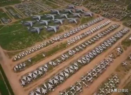 因疫情美国交通瘫痪,超400架飞机停满荒漠,堪称“飞机墓场”,如何评价?