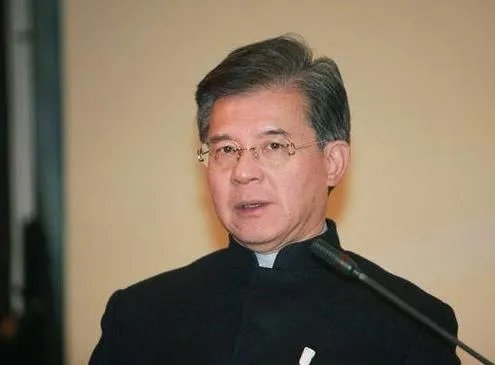 罗康瑞个人资料简介婚史:罗康瑞和朱玲玲的故事