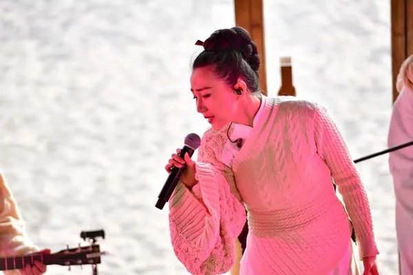 那时候就是狠人了，07年阿朵的微博说了啥？