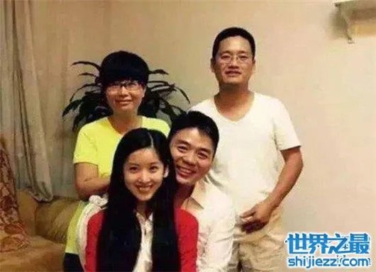 章丽厚身价超十亿，奶茶妹妹原来也是富家千金？ 