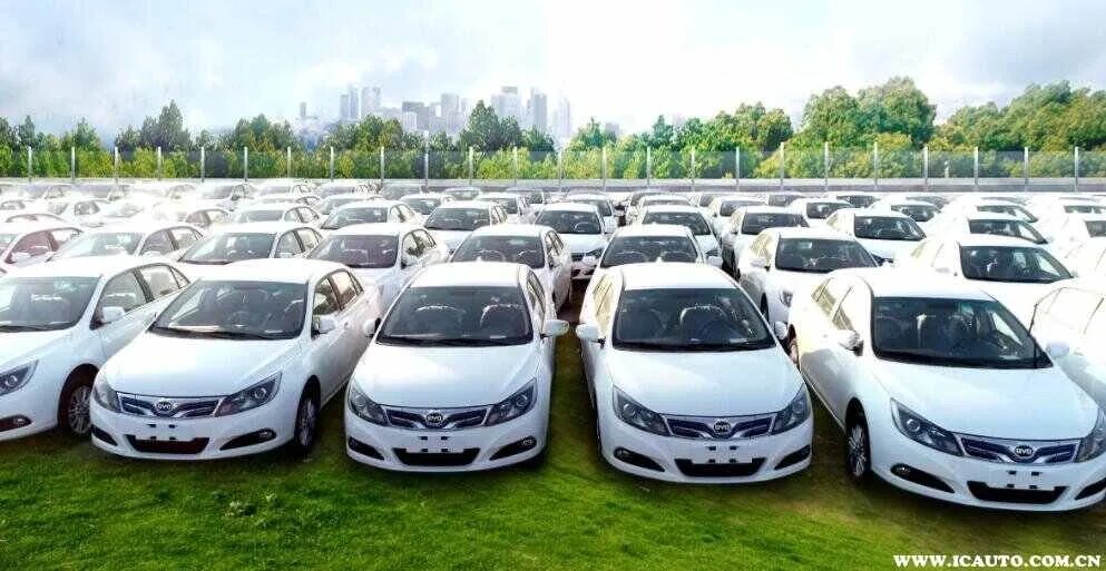 一般租车一天要多少钱