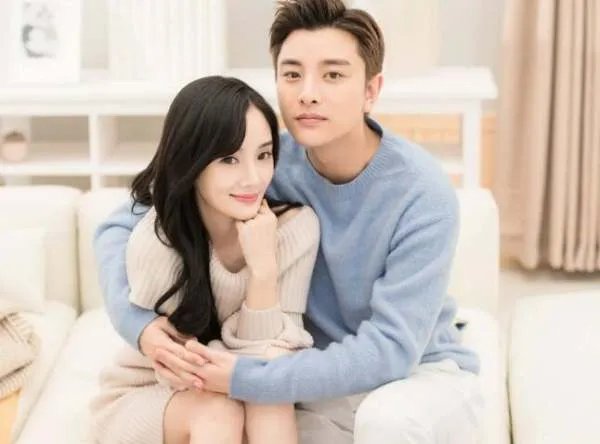 李小璐贾乃亮谁年龄大