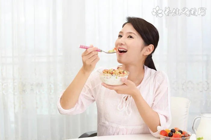 简单的收腹运动方法