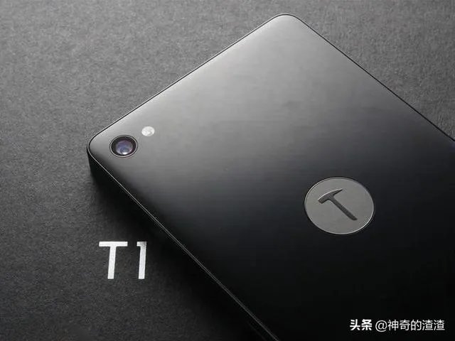 罗永浩找了五十岚千秋调摄像头，锤子手机全球拍照第二，现在拍照第几名？