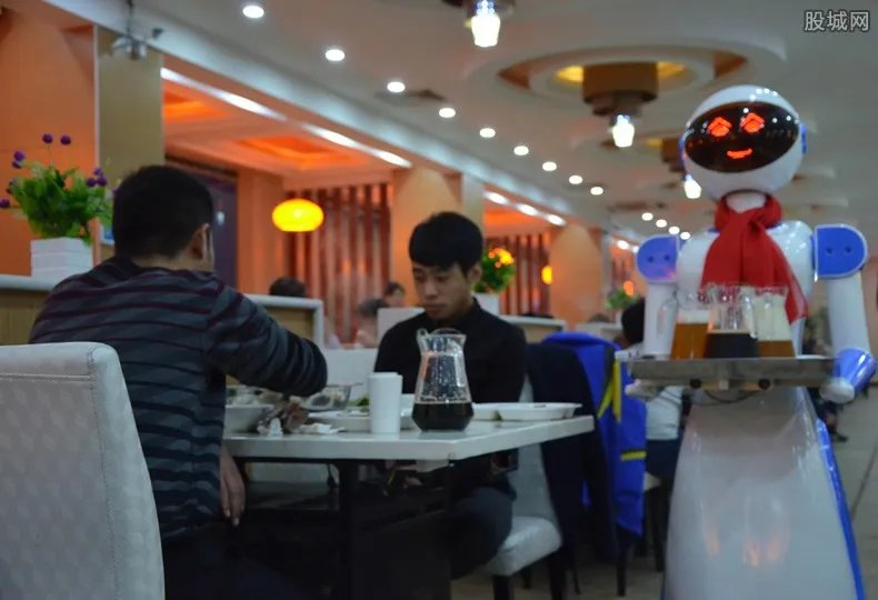 广州餐馆不得设置最低消费额 设置餐厅最高罚一万