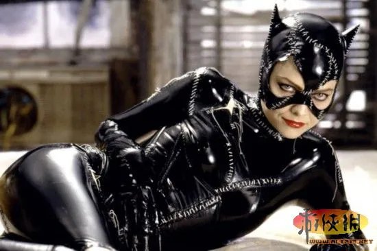 凸显惊艳魅惑气息 盘点25部电影中的烈焰红唇