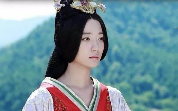 卫子夫王灵低调嫁给圈外老公恩爱如初,他们是有多恩爱?