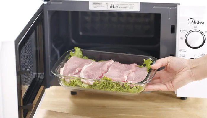 光波炉和烤箱的区别 光波炉和烤箱的区别哪个好