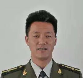 北大保安现是职校校长,你知道关于这位保安的故事吗?