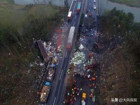 台州大溪高速公路口油罐车大爆炸，油罐车公司负法律责任吗？