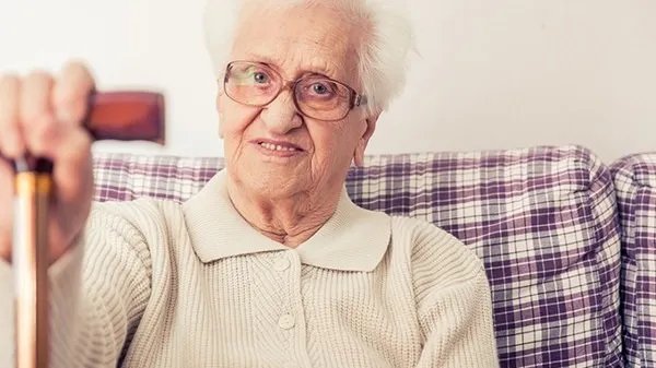 石家庄退休副局长骂防疫人员被拘5天，现已道歉