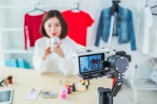 关于上海破获的首例网红直播带货售假案，你有何看法？