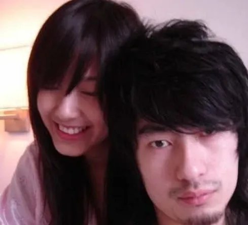 张子萱有过几个男朋友?