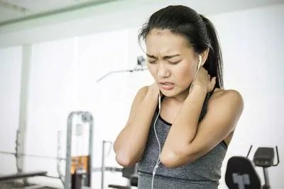 颈椎病自我治疗体操 自我治疗颈椎病的体操怎么做