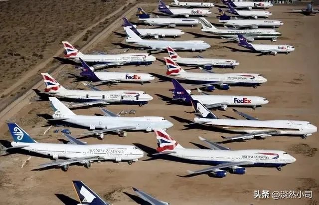 因疫情美国交通瘫痪,超400架飞机停满荒漠,堪称“飞机墓场”,如何评价?