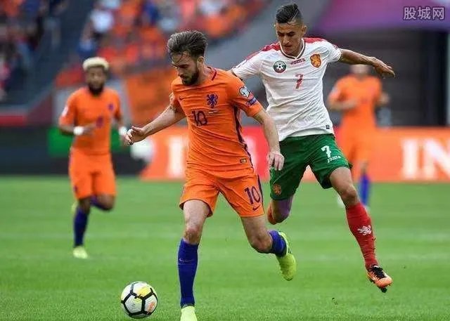 荷兰世界杯大名单