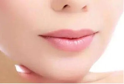嘴唇整形一般多少钱