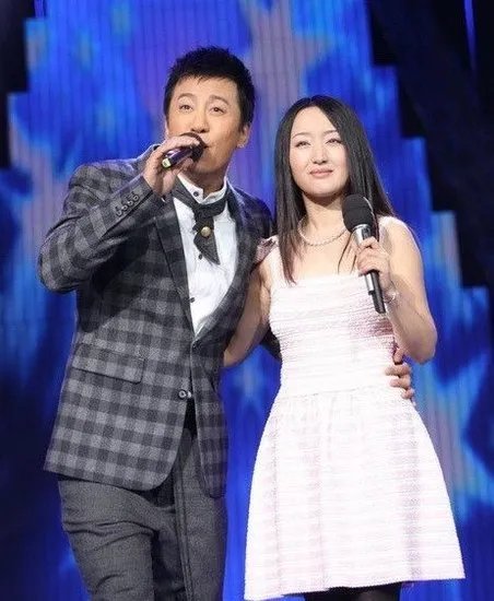 揭秘杨钰莹复出受阻的真实原因  甜歌天后惨遭封杀内幕