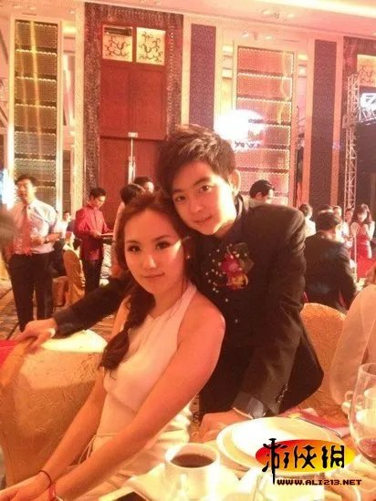 深圳16岁顶级富二代：女友无数 玩三国杀爱COS