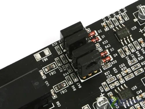 PCHIFI必备! 坦克小夜曲音乐声卡评测