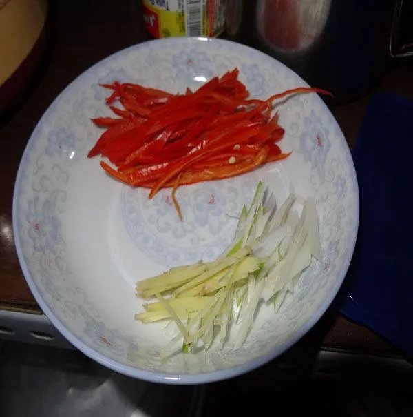 黑木耳一天吃多少算适量?该怎么吃法?