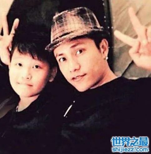 何琳陈坤的结婚照曝光,默认是陈坤儿子优优的生母