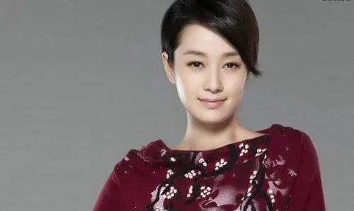 马伊琍离婚后首开工