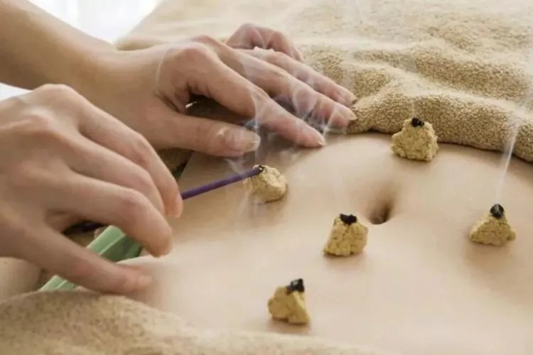 正确的艾灸方法图片