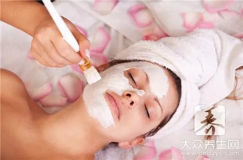红酒面膜的功效与作用是什么