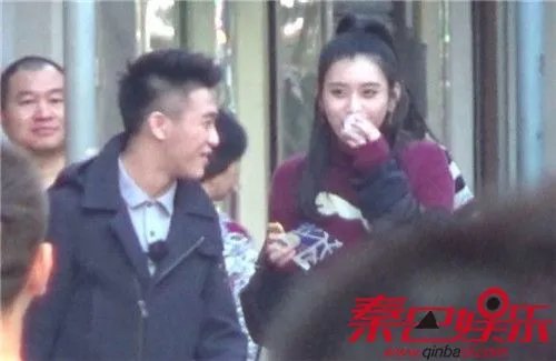 何猷君身高有180吗 何猷君真实身高只有165么比奚梦瑶矮一大截