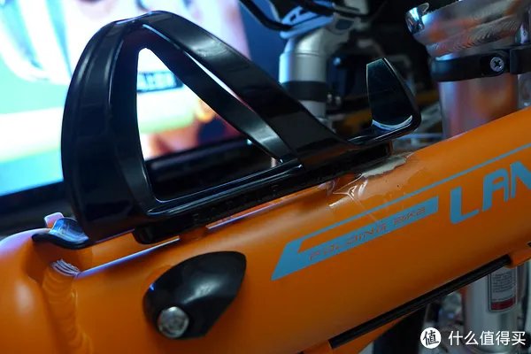 #乐骑天下# 公交通勤爱车：Langtu 狼途 14寸折叠车 开箱&后货架安装