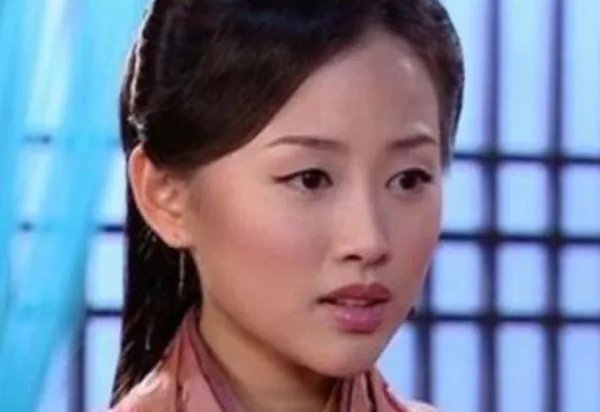 卫子夫王灵低调嫁给圈外老公恩爱如初,他们是有多恩爱?